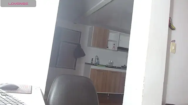Snapshot of little_babyboo_ chatting on 07.19.26 little babyboo online show from 07.19.26