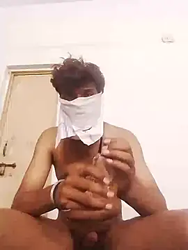 Snapshot of Gujju_chhokro_ chatting on 05.18.26 Gujju chhokro online show from 05.18.26