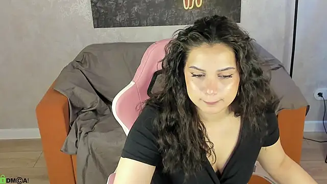 Snapshot of Vivien_Ross chatting on 05.12.26 Vivien Ross online show from 05.12.26