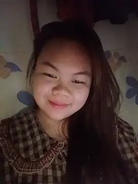 Snapshot of Truxcy1 chatting on 05.21.26 Truxcy1 online show from 05.21.26