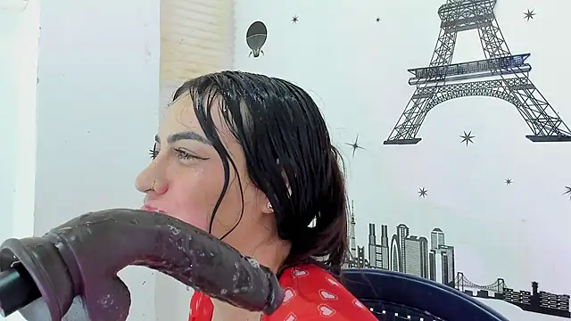 violett collinss online show from 07.05.26