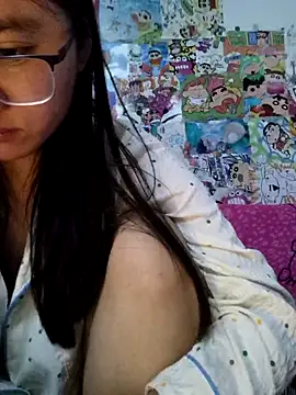 Snapshot of vvvan2026 chatting on 07.28.26 vvvan2026 online show from 07.28.26
