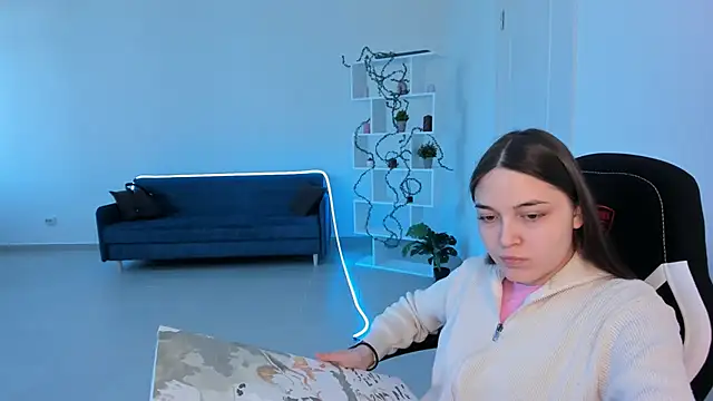 ChanaEbersol online show from 04.22.26