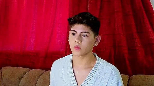 Snapshot of josethariaz25 chatting on 04.23.26 josethariaz25 online show from 04.23.26