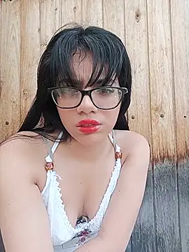 Snapshot of Dayii_sweet chatting on 05.28.26 Dayii sweet online show from 05.28.26