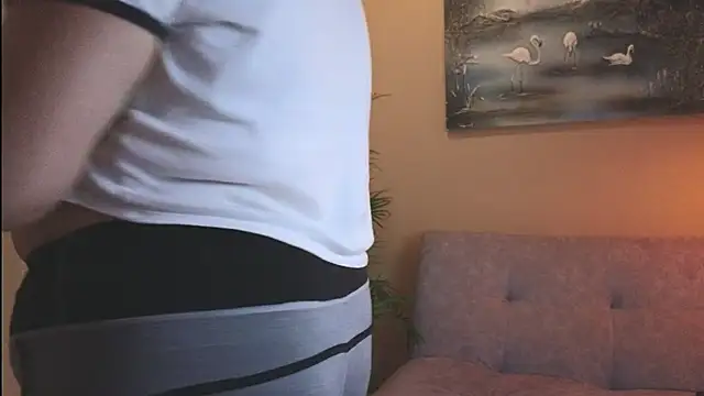 Snapshot of velvetchubby chatting on 04.24.26 velvetchubby online show from 04.24.26