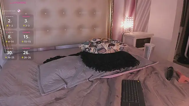 Snapshot of scarleettdoll chatting on 07.23.26 scarleettdoll online show from 07.23.26