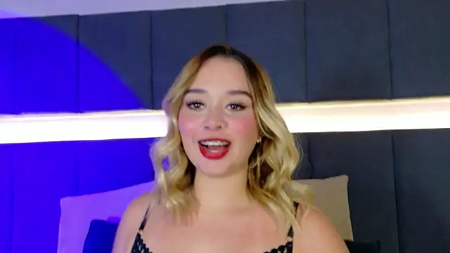 Sofia pamela  online show from 05.19.26