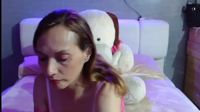 italagomez1 online show from 04.26.26