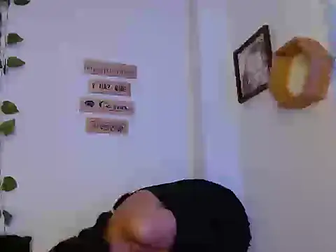 Jennal-Guerrero online show from 05.20.26