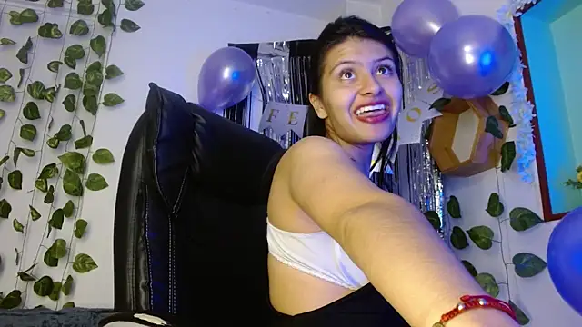 Jennal-Guerrero online show from 06.04.26