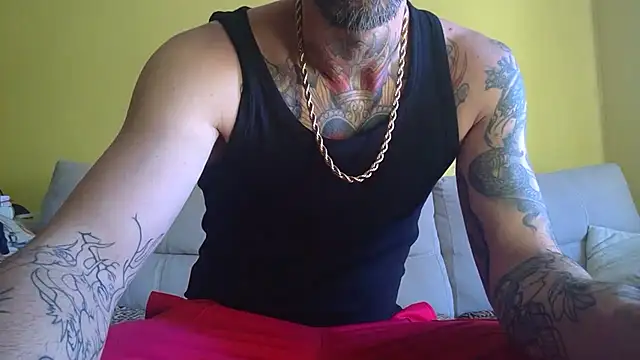 Snapshot of DuroHustler chatting on 05.17.26 DuroHustler online show from 05.17.26
