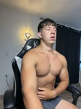 Snapshot of SEAN_CRUISE chatting on 06.17.26 SEAN CRUISE online show from 06.17.26