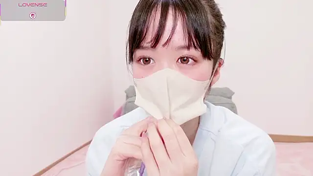 Snapshot of mayu_chan_ chatting on 05.05.26 mayu chan online show from 05.05.26