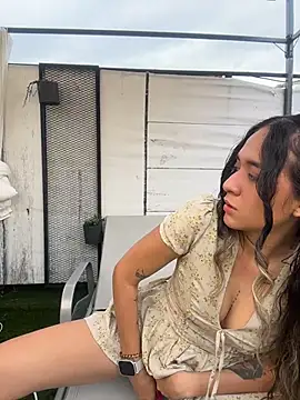 SinSirenXXX online show from 04.29.26
