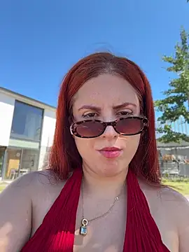 lumazzy online show from 07.04.26