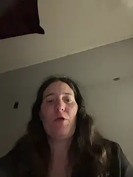 Snapshot of Mini83 chatting on 05.26.26 Mini83 online show from 05.26.26