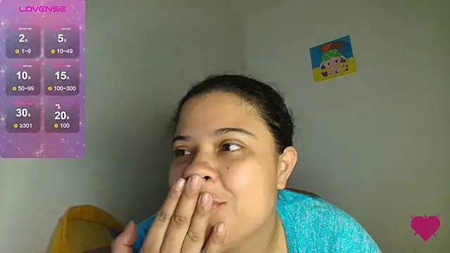 Snapshot of EliVanegas chatting on 07.05.26 EliVanegas online show from 07.05.26