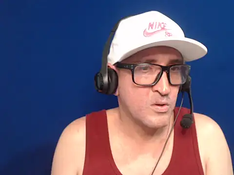 HairyCouple online show from 04.23.26