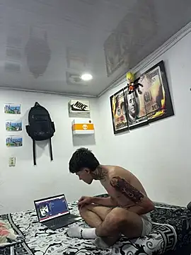 Snapshot of Jackdaniel001_ chatting on 06.01.26 Jackdaniel001 online show from 06.01.26