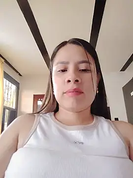 Snapshot of Nicol_Alvarez1 chatting on 05.28.26 Nicol Alvarez1 online show from 05.28.26