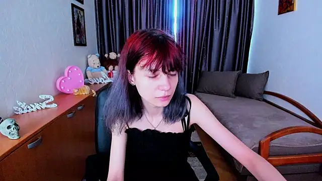 Snapshot of MiniLysii chatting on 07.01.26 MiniLysii online show from 07.01.26