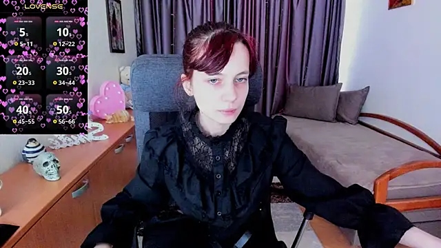 Snapshot of MiniLysii chatting on 07.05.26 MiniLysii online show from 07.05.26