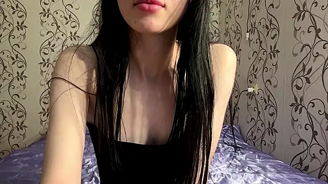 Snapshot of RosamondRuhn chatting on 05.03.26 RosamondRuhn online show from 05.03.26