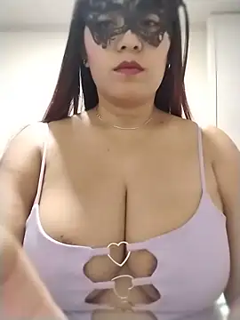 Snapshot of MiaKhaliFFa69 chatting on 05.20.26 MiaKhaliFFa69 online show from 05.20.26
