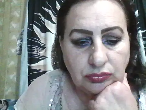 Snapshot of LoaqLovew chatting on 05.25.26 LoaqLovew online show from 05.25.26