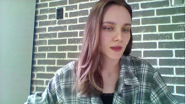 DolcezzaCream online show from 04.28.26