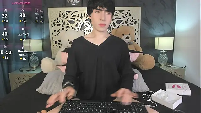 Snapshot of DemonFoxx chatting on 06.24.26 DemonFoxx online show from 06.24.26