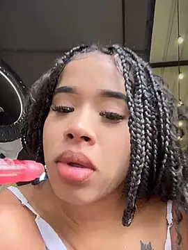 Snapshot of EmmaExoticaXXX chatting on 07.03.26 EmmaExoticaXXX online show from 07.03.26