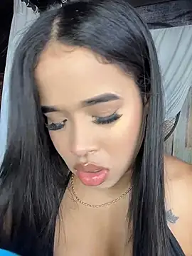 Snapshot of EmmaExoticaXXX chatting on 07.18.26 EmmaExoticaXXX online show from 07.18.26