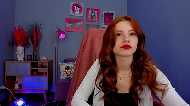 Snapshot of Sweet_Lottie chatting on 04.30.26 Sweet Lottie online show from 04.30.26