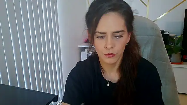 khalessi13 online show from 05.13.26