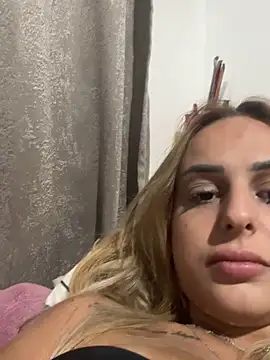 Snapshot of micasex chatting on 05.06.26 micasex online show from 05.06.26