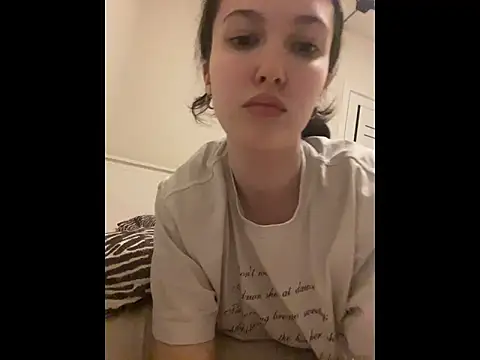 Snapshot of d0p34ng3l chatting on 05.06.26 d0p34ng3l online show from 05.06.26
