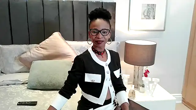 Snapshot of Miss-Erotic-Narcotic chatting on 05.21.26 Miss-Erotic-Narcotic online show from 05.21.26