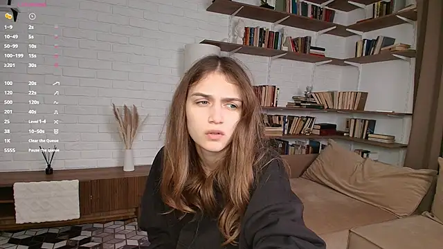 Snapshot of TeishaSprecher chatting on 05.28.26 TeishaSprecher online show from 05.28.26