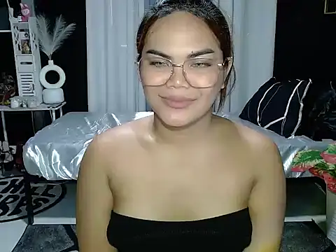 Snapshot of Kendallfoxx chatting on 06.11.26 Kendallfoxx online show from 06.11.26