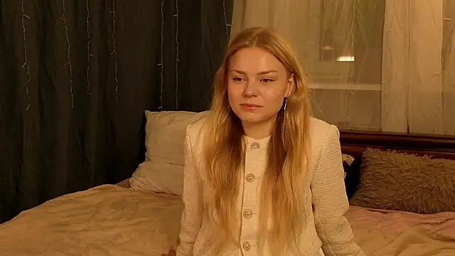Snapshot of LavonaMadlem chatting on 05.31.26 LavonaMadlem online show from 05.31.26