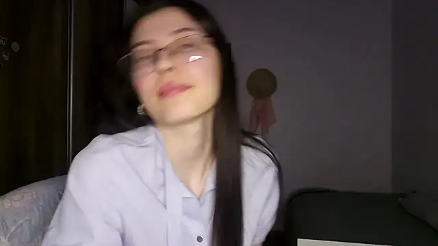 Snapshot of AshleyTropiano chatting on 05.30.26 AshleyTropiano online show from 05.30.26