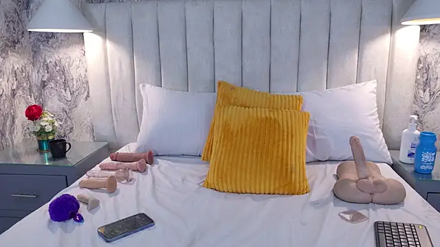Sophie Vega online show from 06.18.26