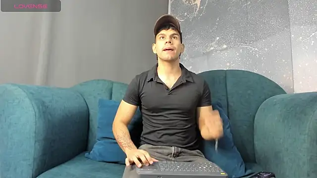 Snapshot of Derek_Voss chatting on 06.09.26 Derek Voss online show from 06.09.26