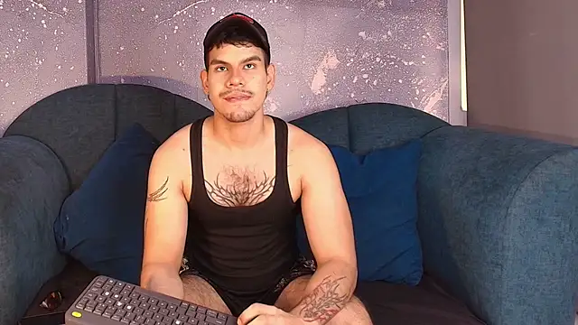 Snapshot of Derek_Voss chatting on 06.18.26 Derek Voss online show from 06.18.26