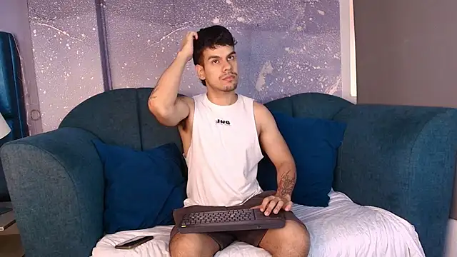 Snapshot of Derek_Voss chatting on 06.19.26 Derek Voss online show from 06.19.26