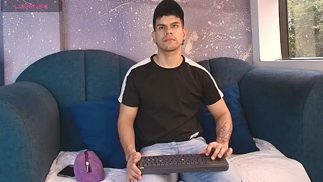 Snapshot of Derek_Voss chatting on 06.30.26 Derek Voss online show from 06.30.26