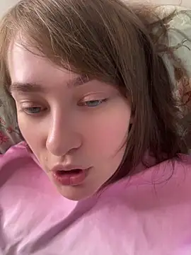 Snapshot of BettyRussian chatting on 05.02.26 BettyRussian online show from 05.02.26