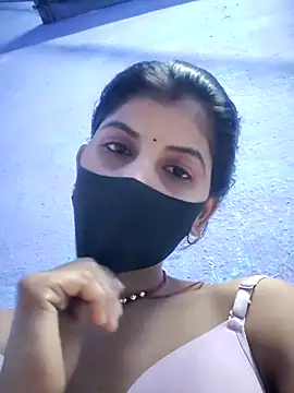 Snapshot of RUHI_1143 chatting on 05.30.26 RUHI 1143 online show from 05.30.26